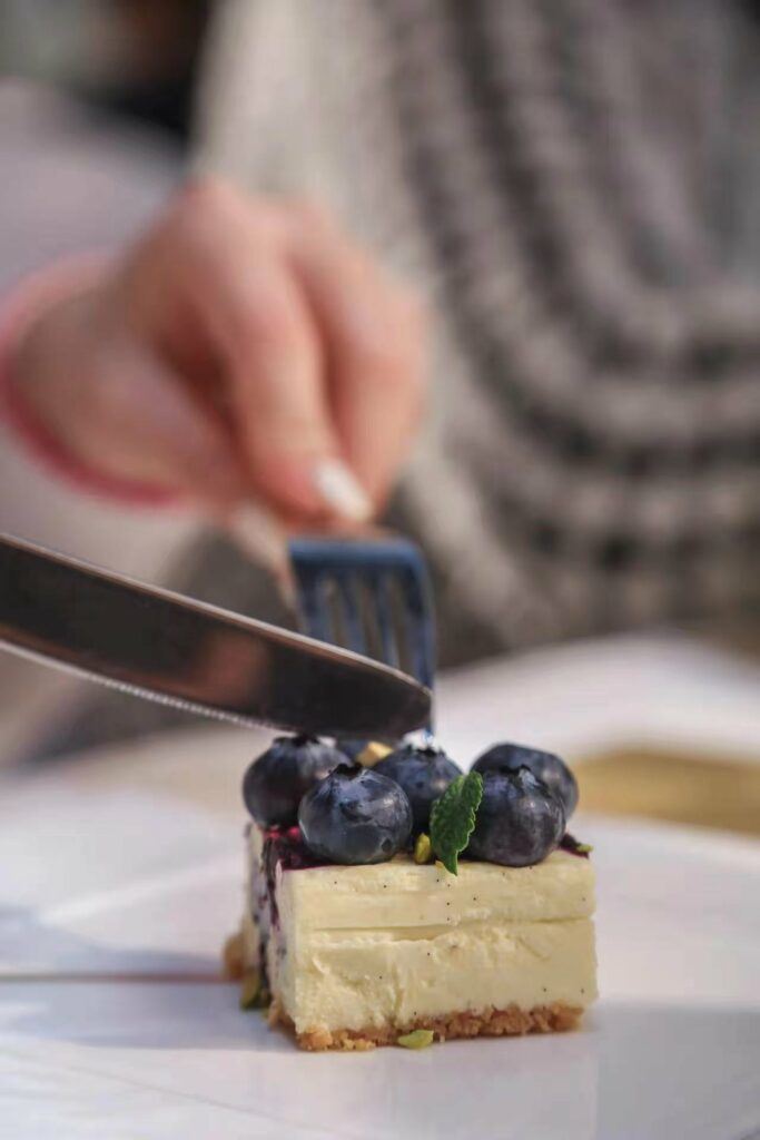 佳沃蓝莓成为米其林星厨之选，亮相盒马星耀大牌日