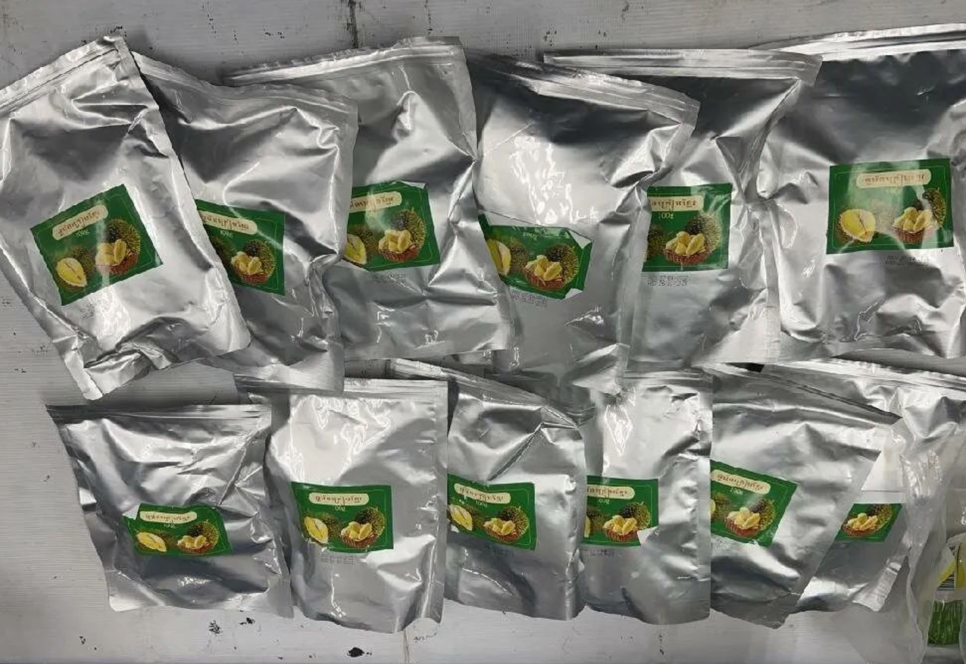 泰国海关：柬埔寨运往台湾“冻干榴莲”中藏匿大量海洛因